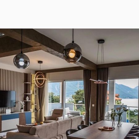 Luxury Apartment Vasilisa Kotor Bagian luar foto