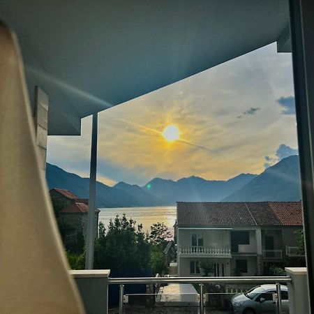 Luxury Apartment Vasilisa Kotor Bagian luar foto