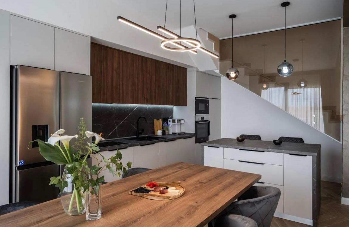 Luxury Apartment Vasilisa Kotor Bagian luar foto