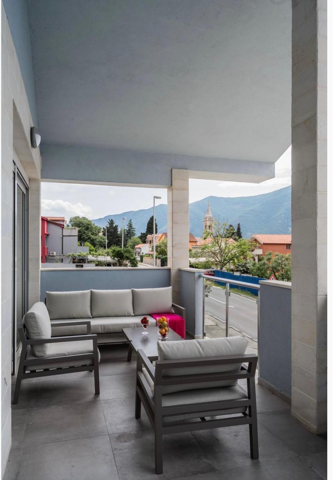 Luxury Apartment Vasilisa Kotor Bagian luar foto