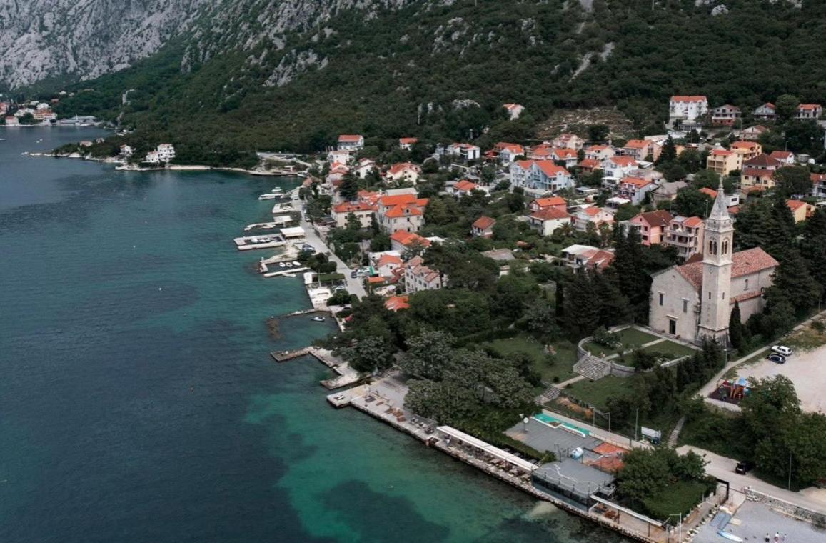 Luxury Apartment Vasilisa Kotor Bagian luar foto