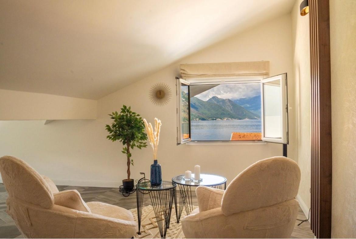 Luxury Apartment Vasilisa Kotor Bagian luar foto